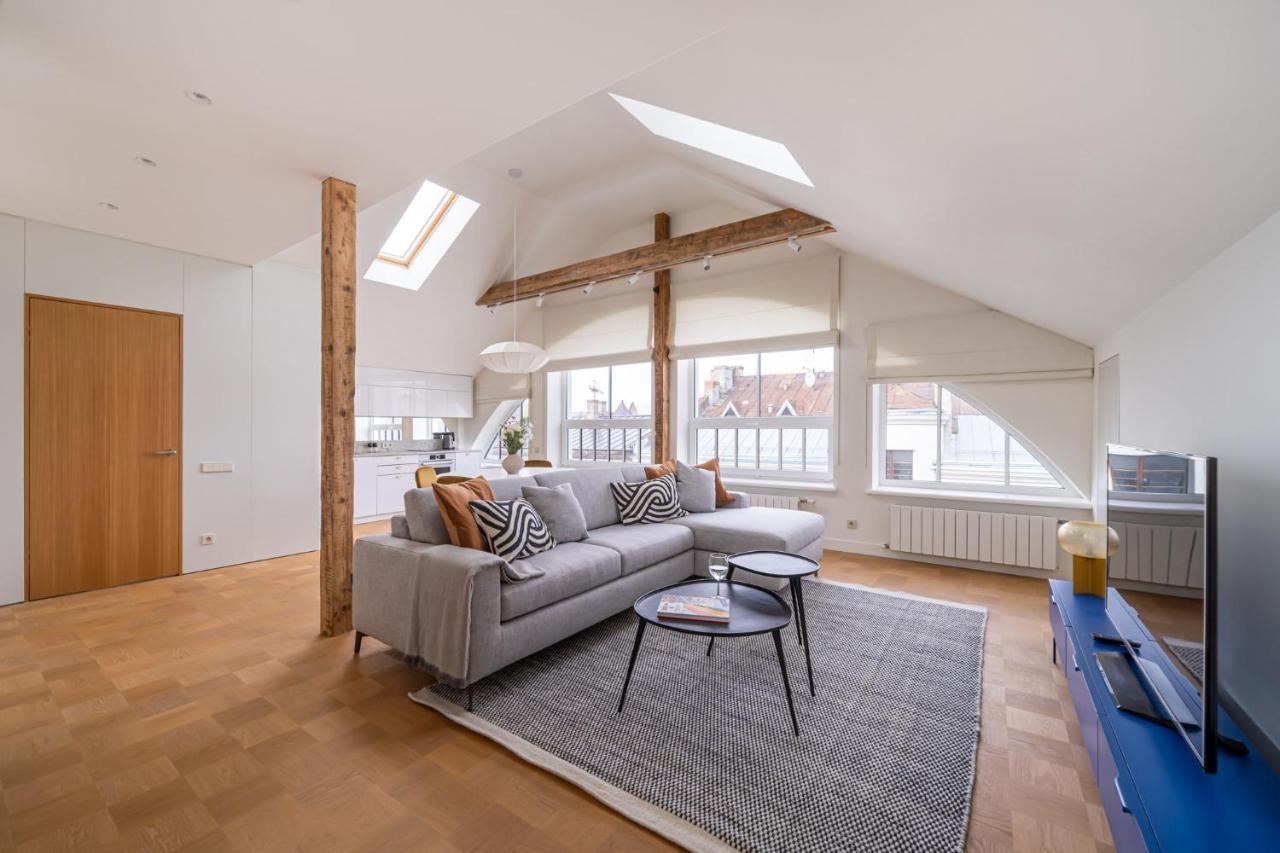 Bright Designer Apartment In City Centre Riga Exteriér fotografie